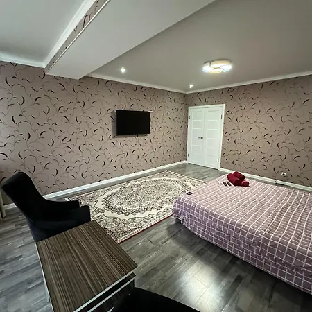Элитная 1 Комнатная В Жк Нектар 1Этаж Apartment Aktobe Exterior photo