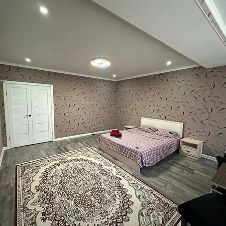 Элитная 1 Комнатная В Жк Нектар 1Этаж Apartment Aktobe Exterior photo